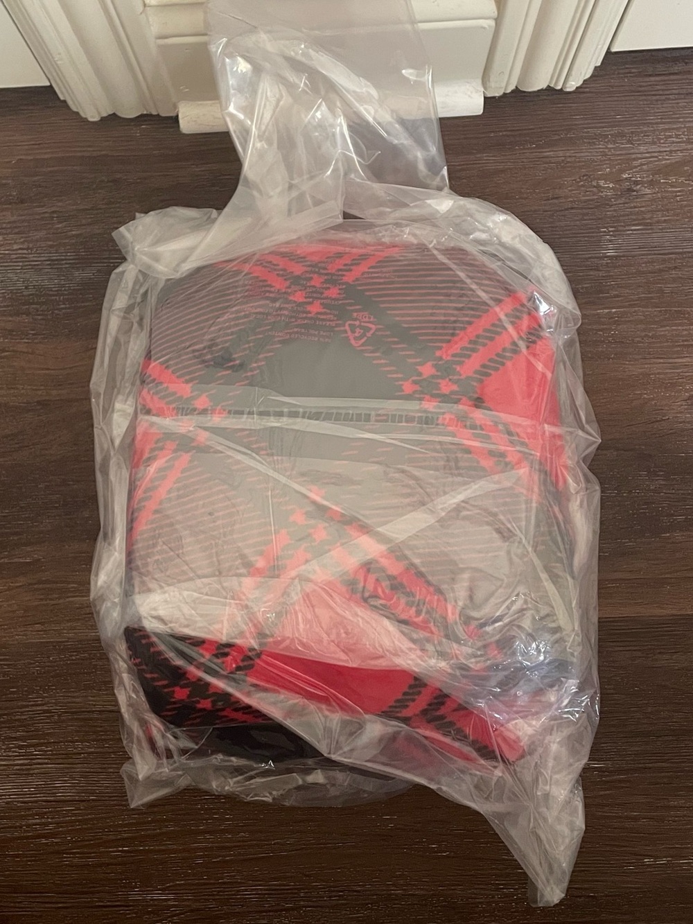 NWT Victoria’s Secret Pink Sherpa Plaid Throw Blanket - Picture 4 of 4